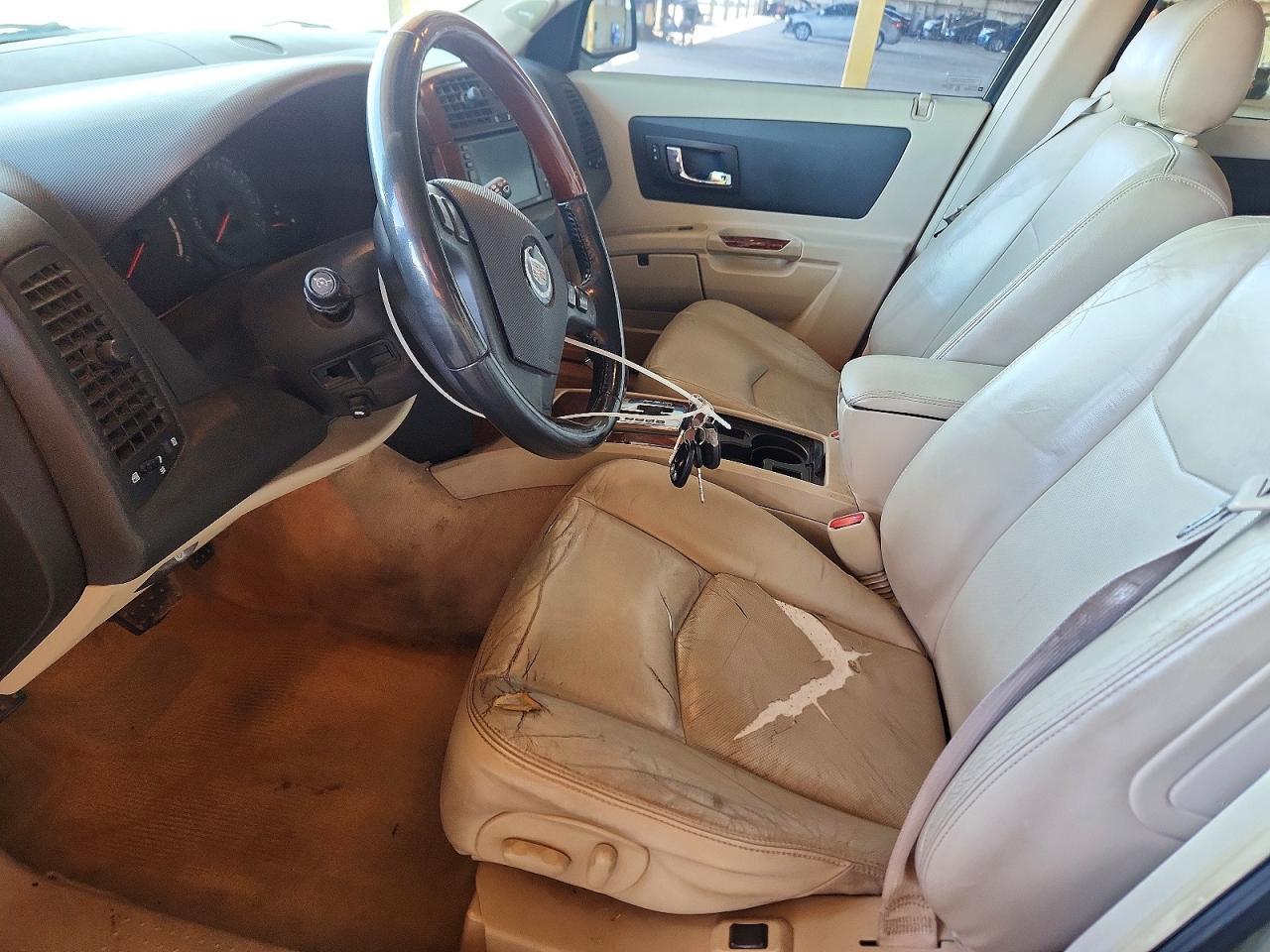 2004 CADILLAC SRX