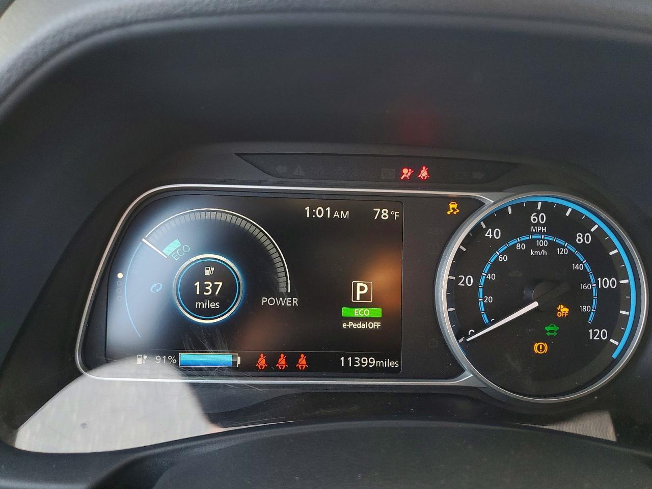 2023 NISSAN LEAF