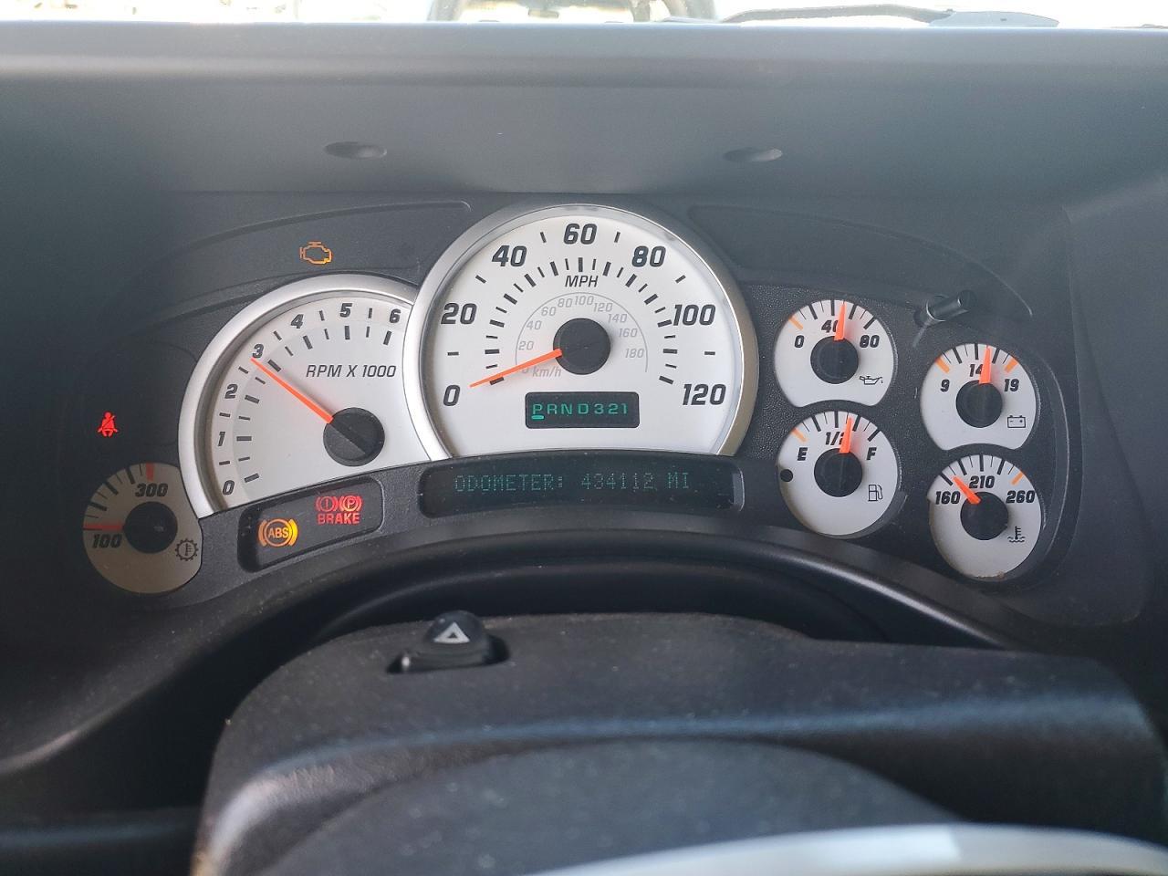2004 HUMMER H2