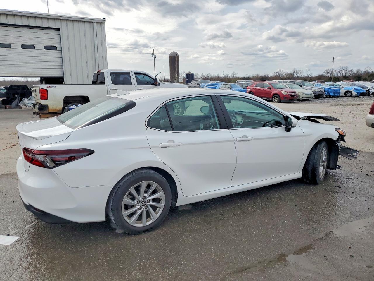 2023 TOYOTA CAMRY