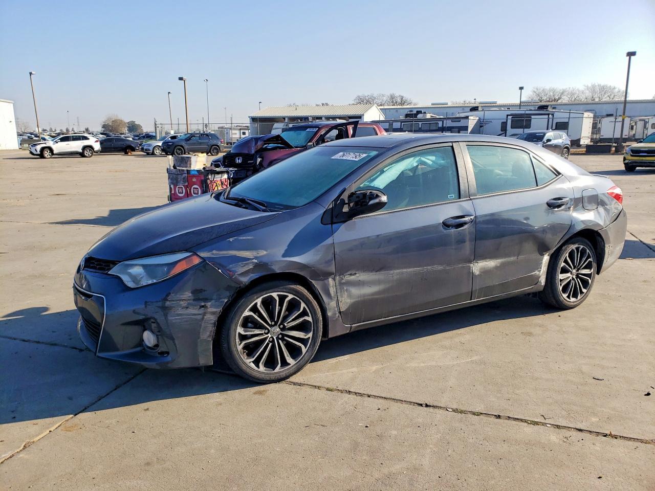 2015 TOYOTA COROLLA