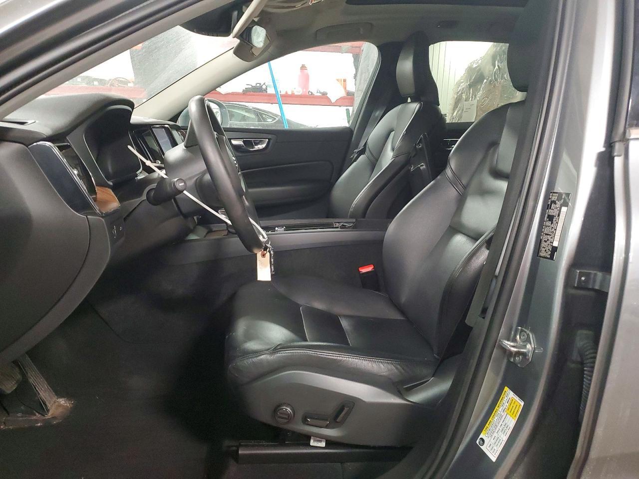 2019 VOLVO XC60