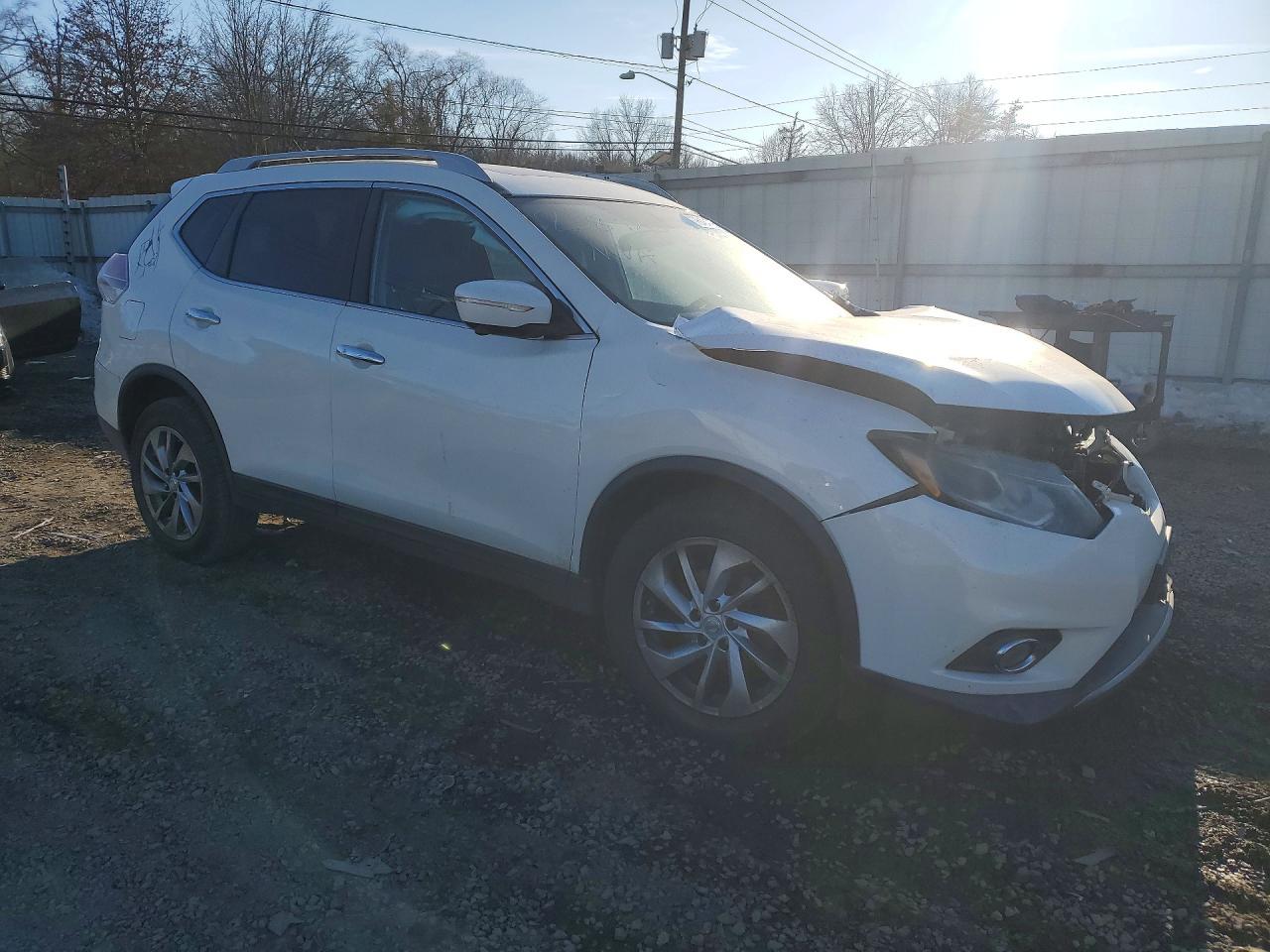 2014 NISSAN ROGUE