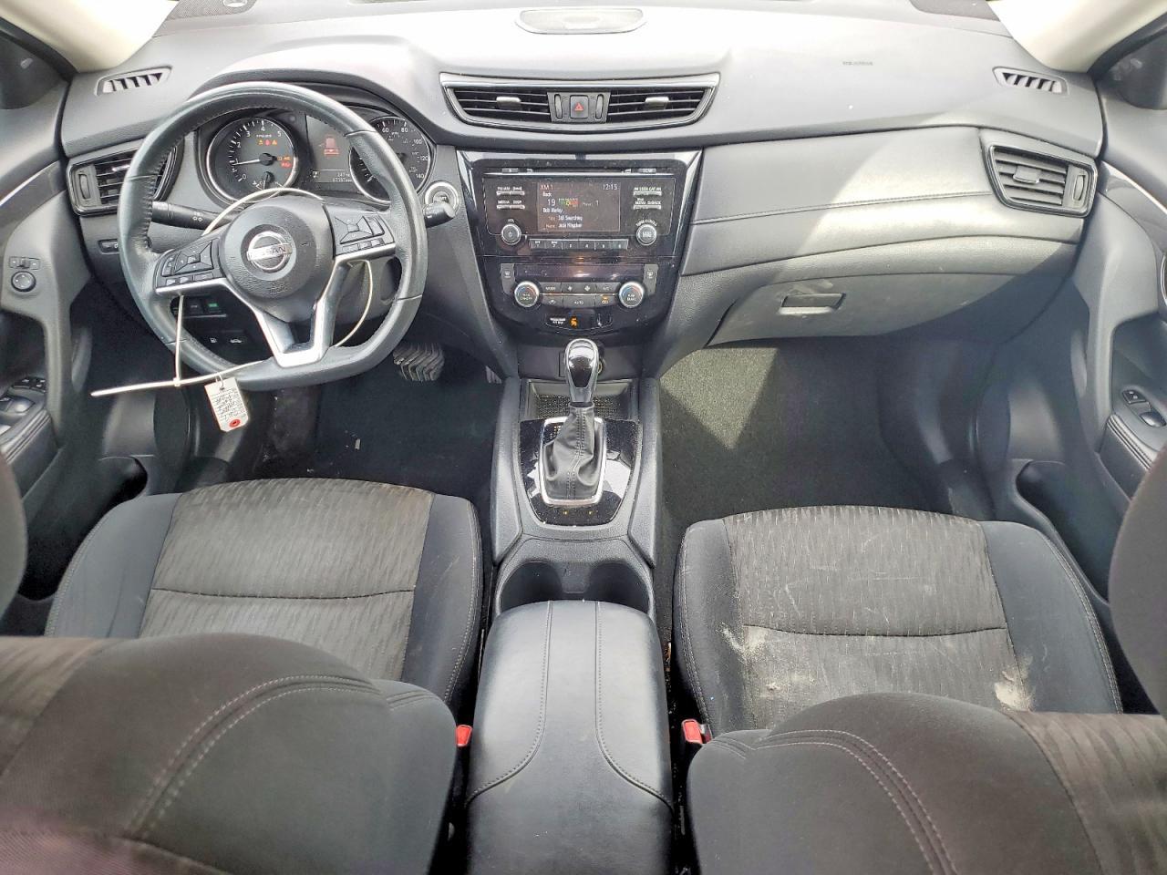 2017 NISSAN ROGUE