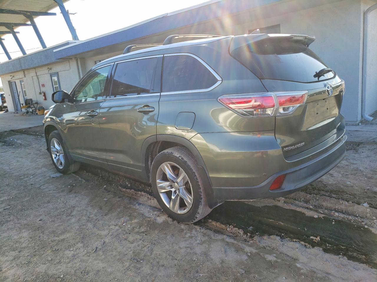 2014 TOYOTA HIGHLANDER