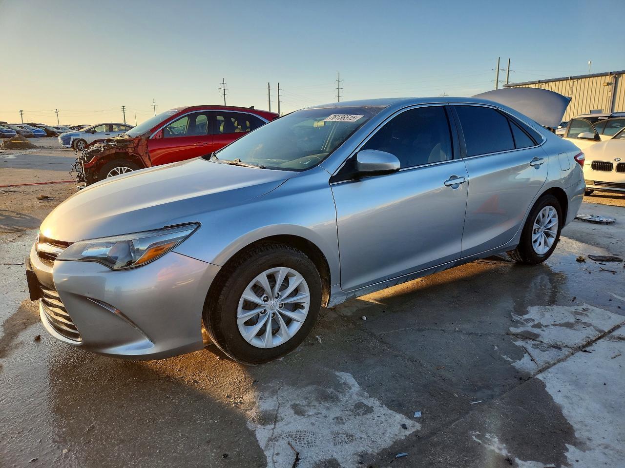 2015 TOYOTA CAMRY