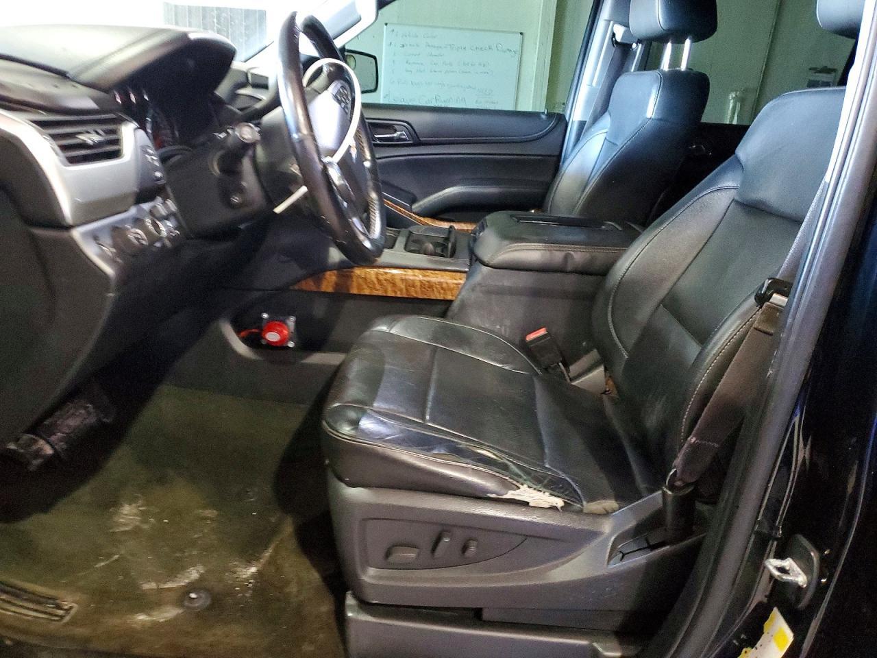 2015 CHEVROLET Suburban