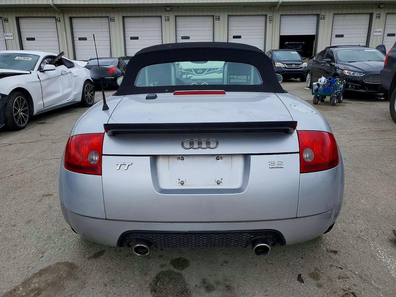2006 AUDI TT