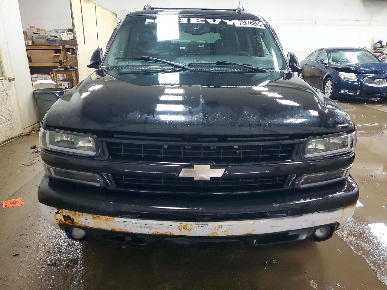 2003 CHEVROLET Tahoe