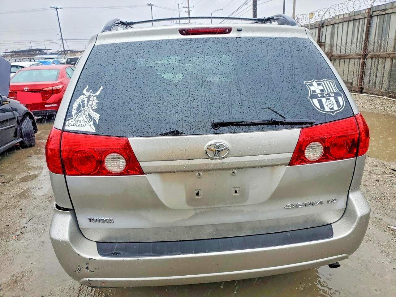 2007 TOYOTA SIENNA