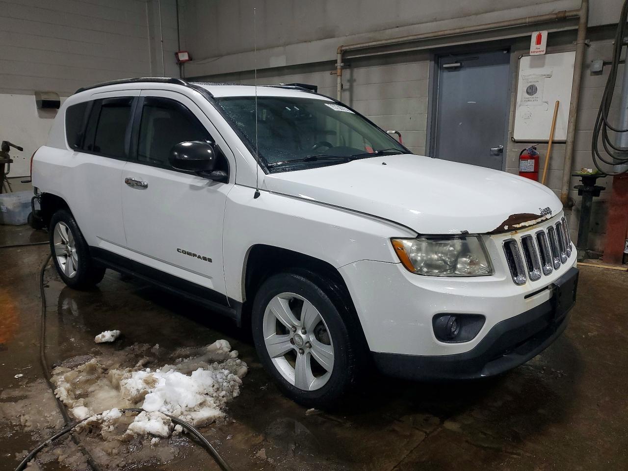 2013 JEEP Compass
