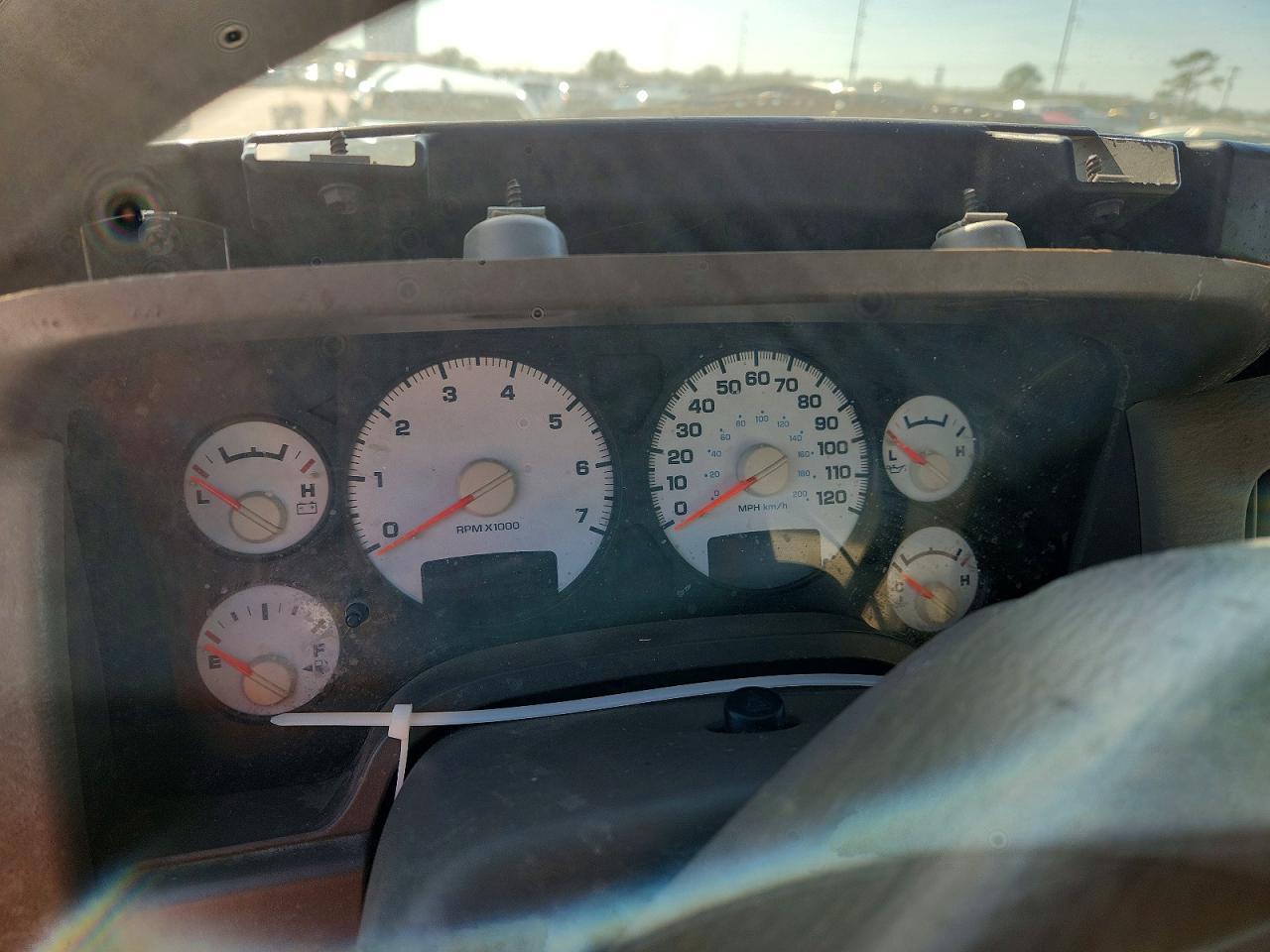 2002 DODGE RAM 1500