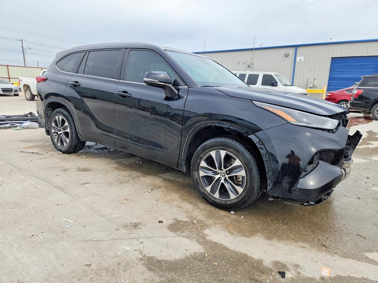 2023 TOYOTA HIGHLANDER
