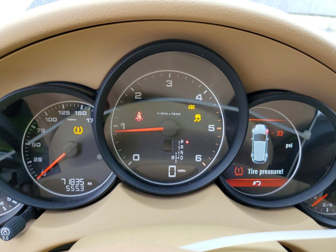 2013 PORSCHE CAYENNE