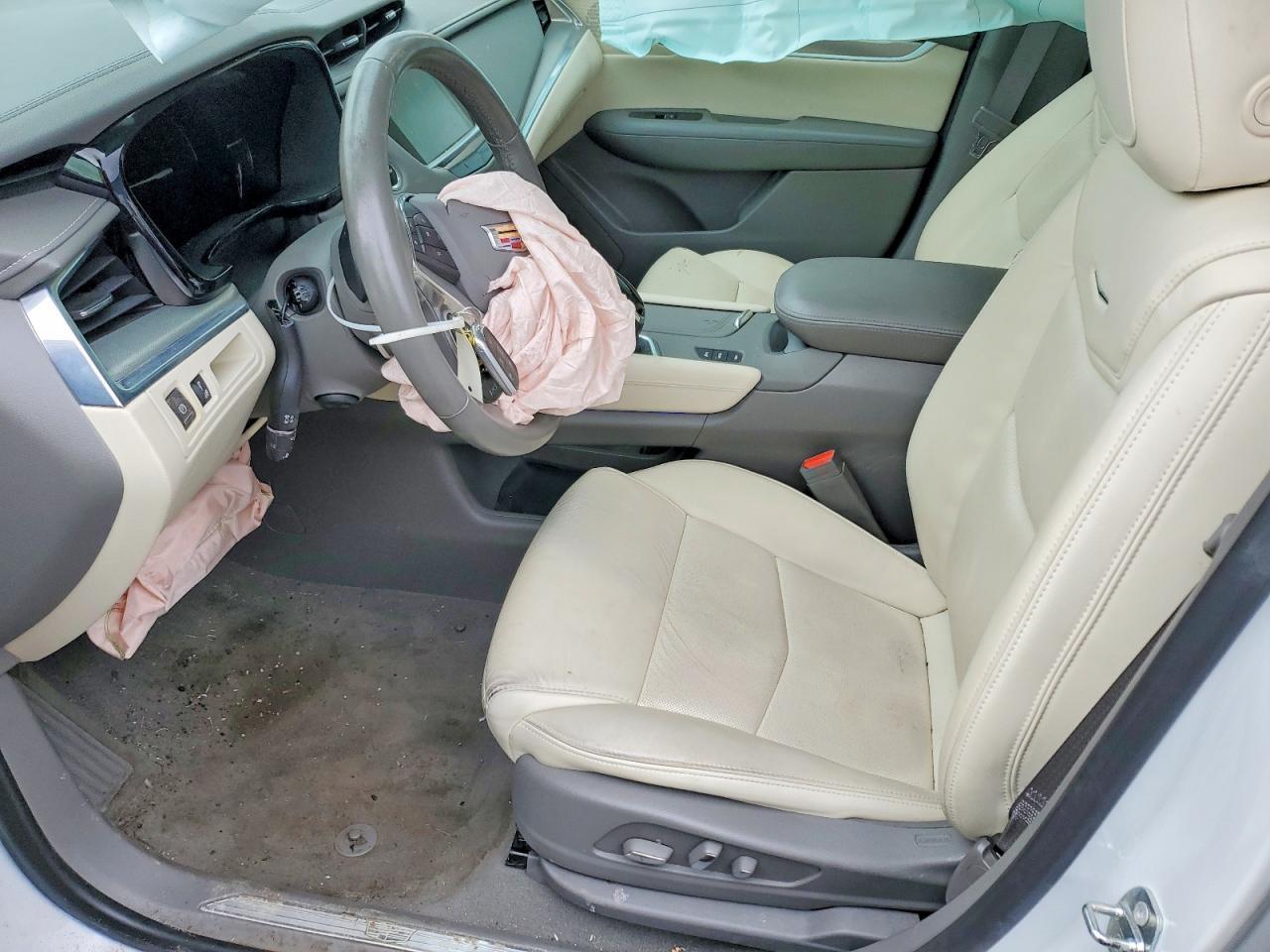 2018 CADILLAC XT5