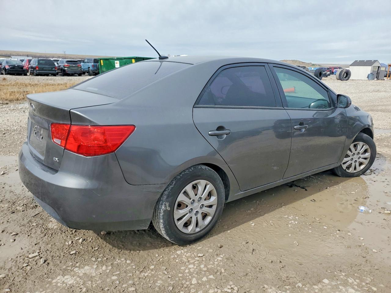 2013 KIA FORTE