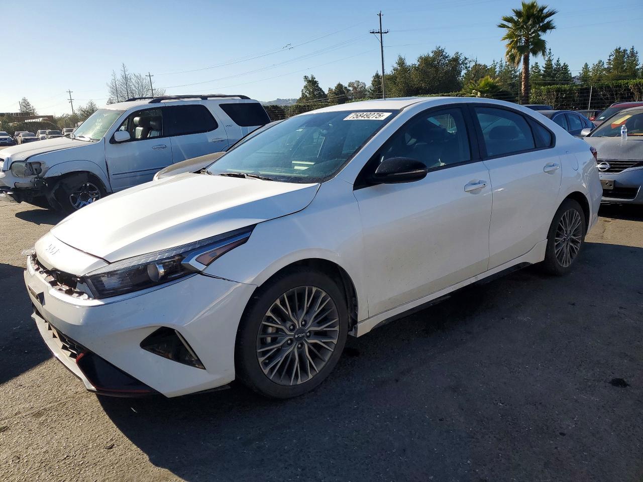 2024 KIA FORTE