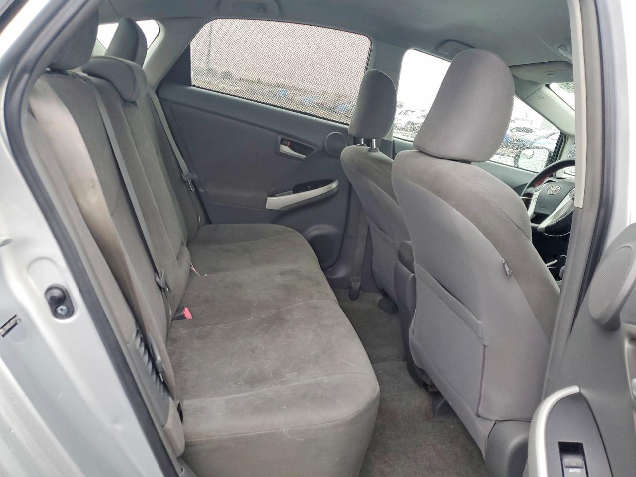 2011 TOYOTA PRIUS