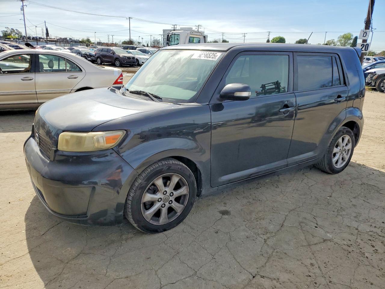 2008 SCION xB