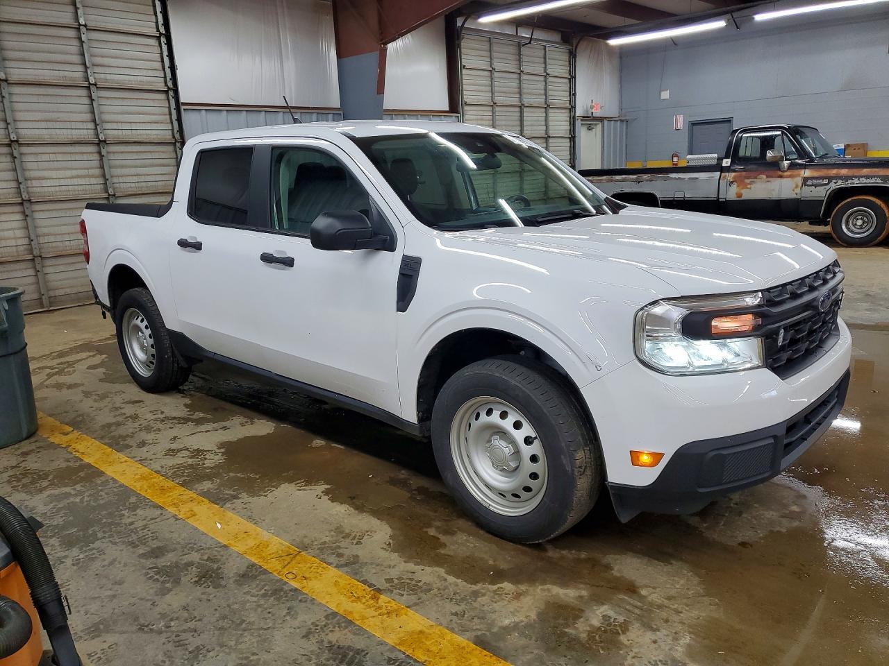 2024 FORD Maverick