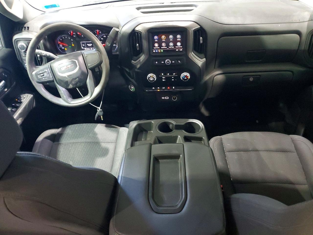 2023 GMC Sierra