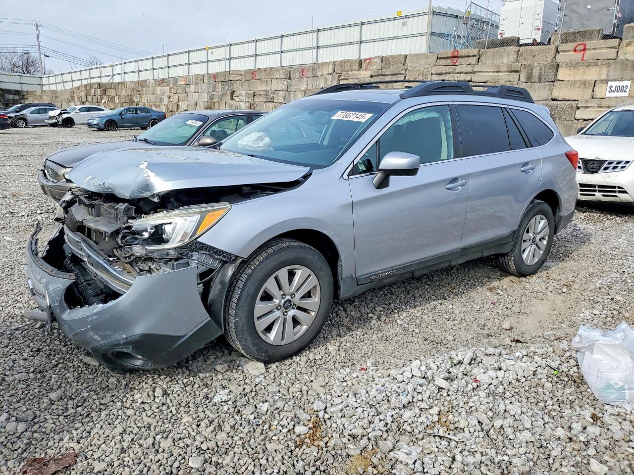 2015 SUBARU Outback