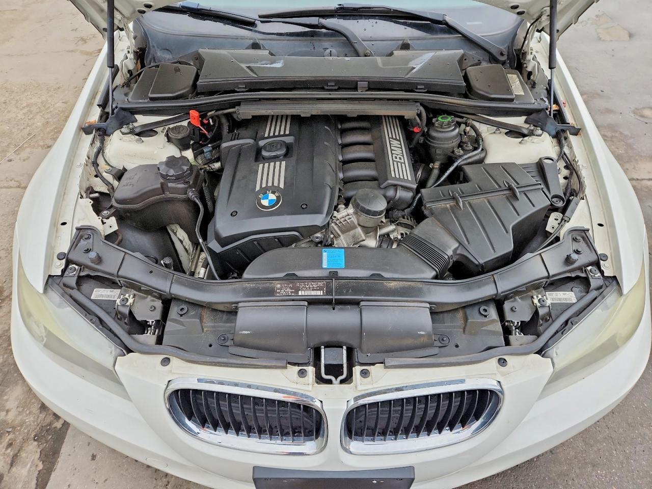 2011 BMW 3 SERIES