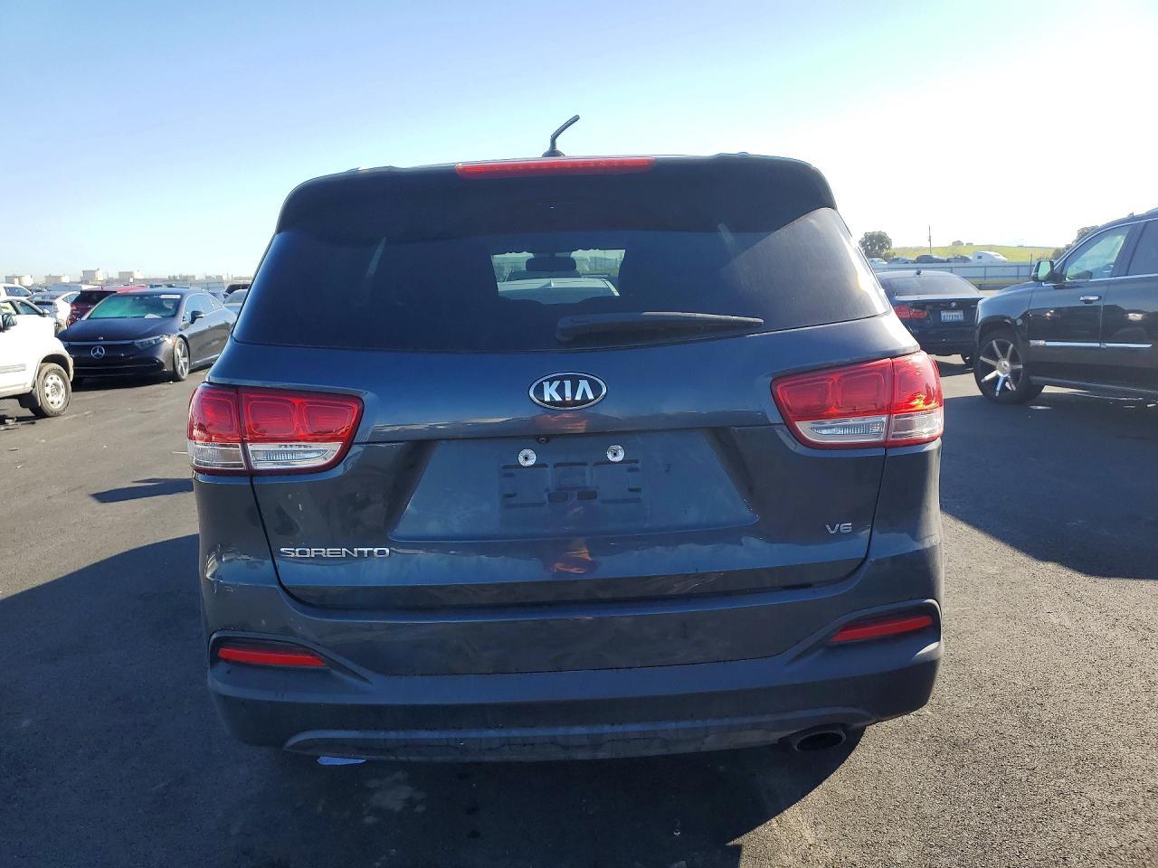2018 KIA SORENTO