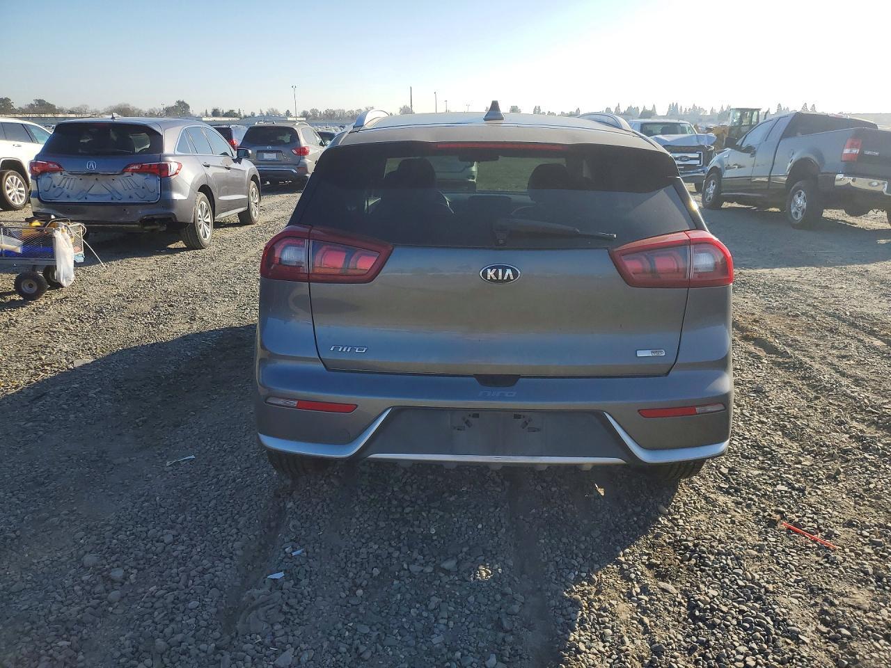 2017 KIA Niro