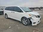 2011 TOYOTA SIENNA
