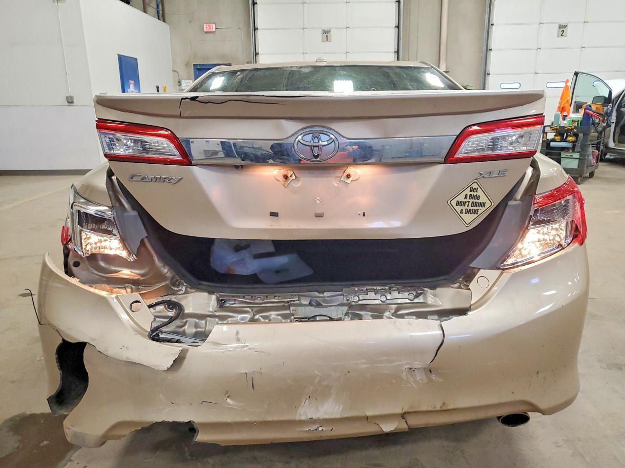 2012 TOYOTA CAMRY