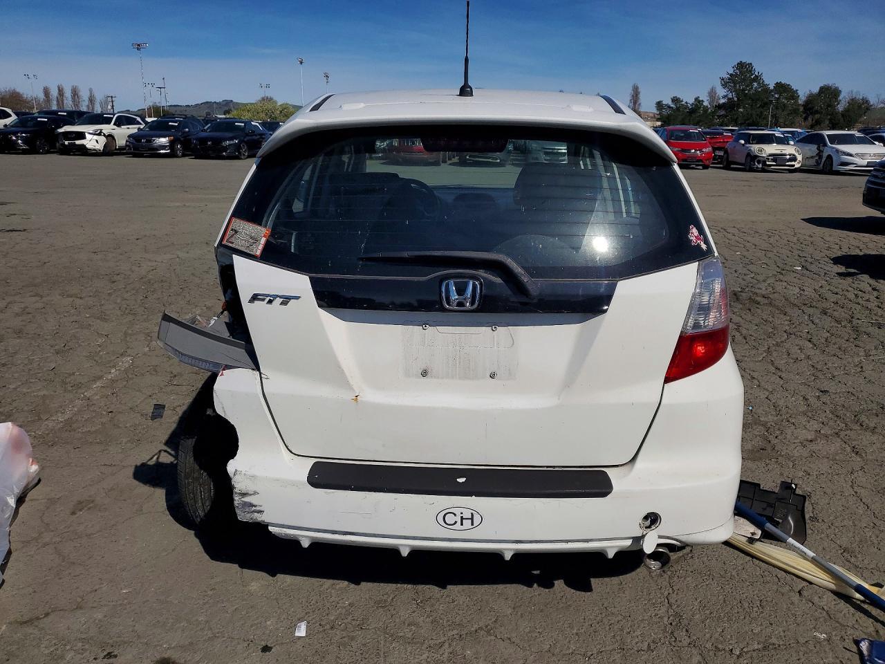2011 HONDA FIT