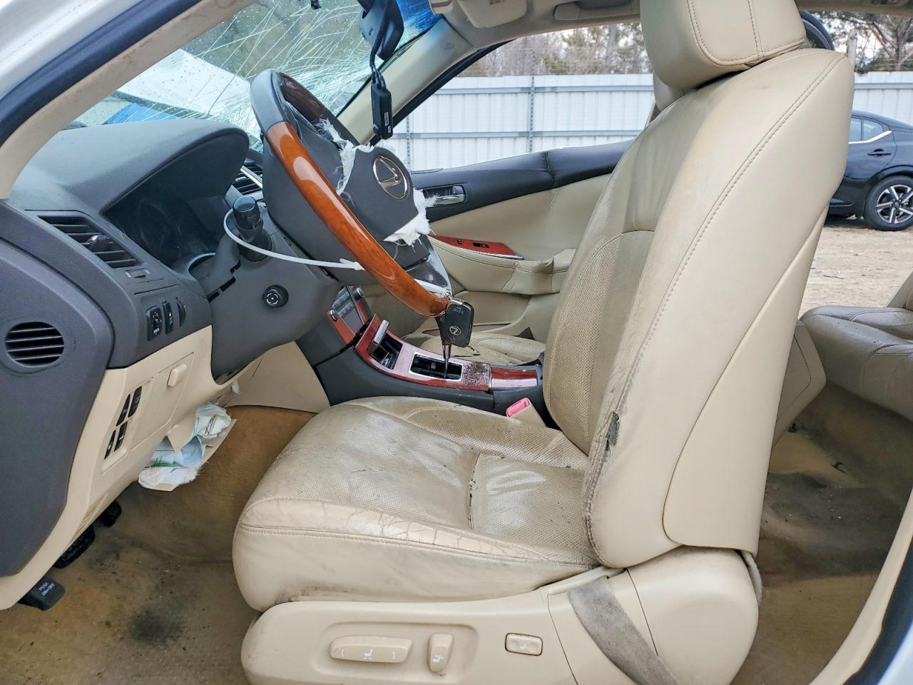 2011 LEXUS ES 350