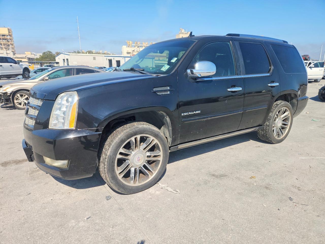 2012 CADILLAC ESCALADE