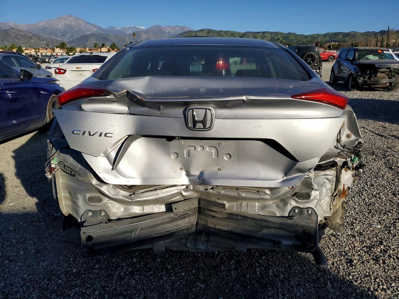 2018 HONDA CIVIC