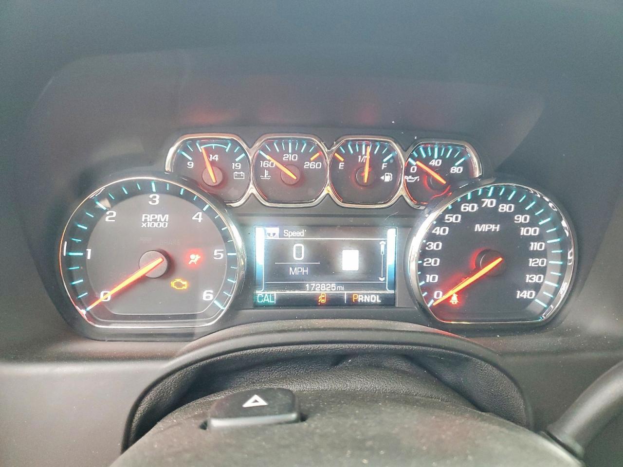 2018 CHEVROLET Suburban