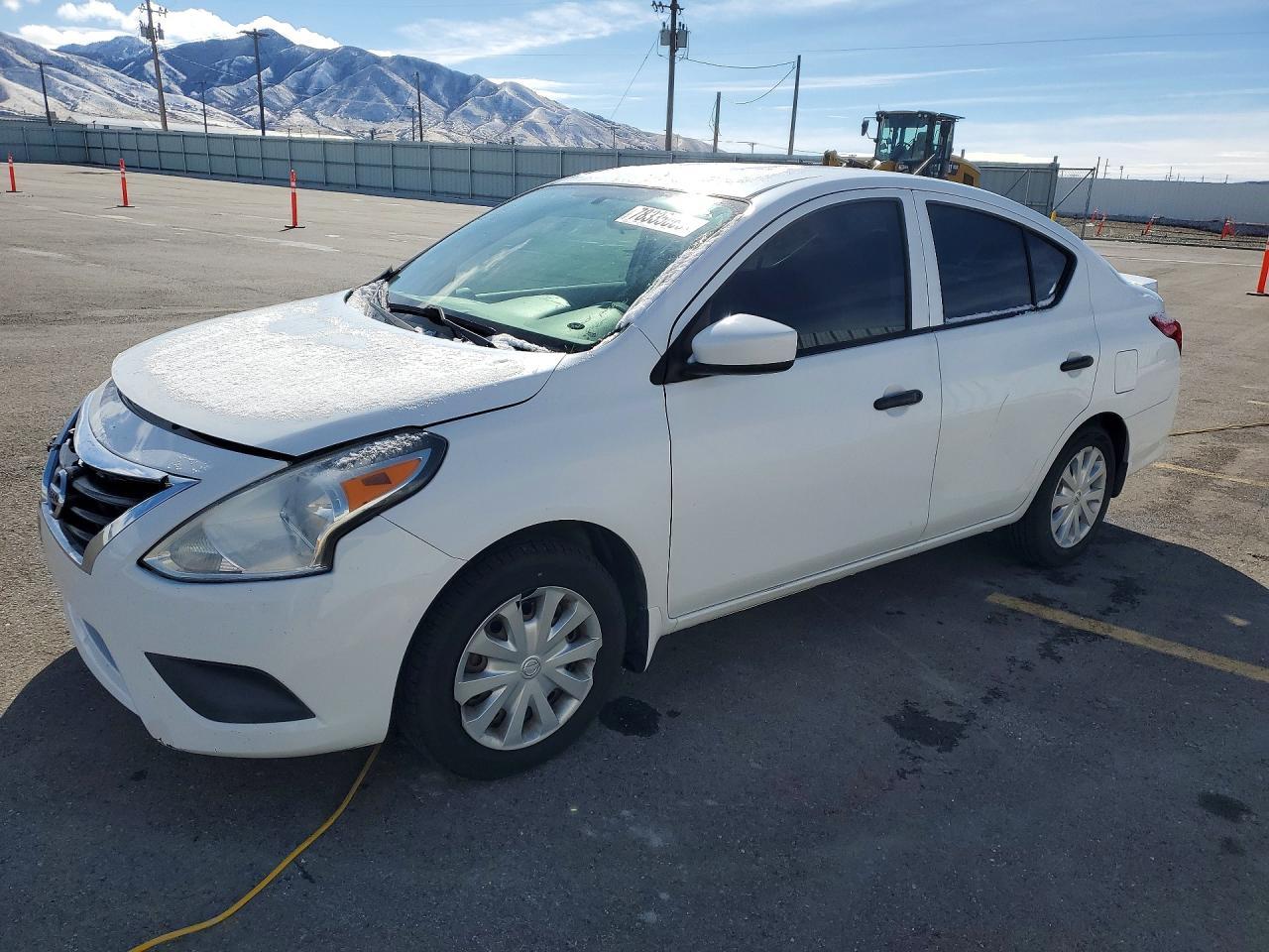 2016 NISSAN VERSA