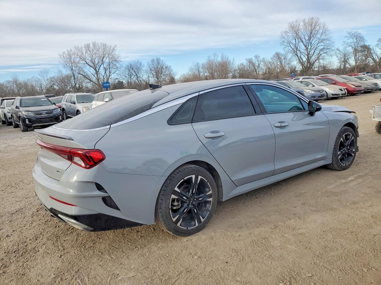 2023 KIA K5