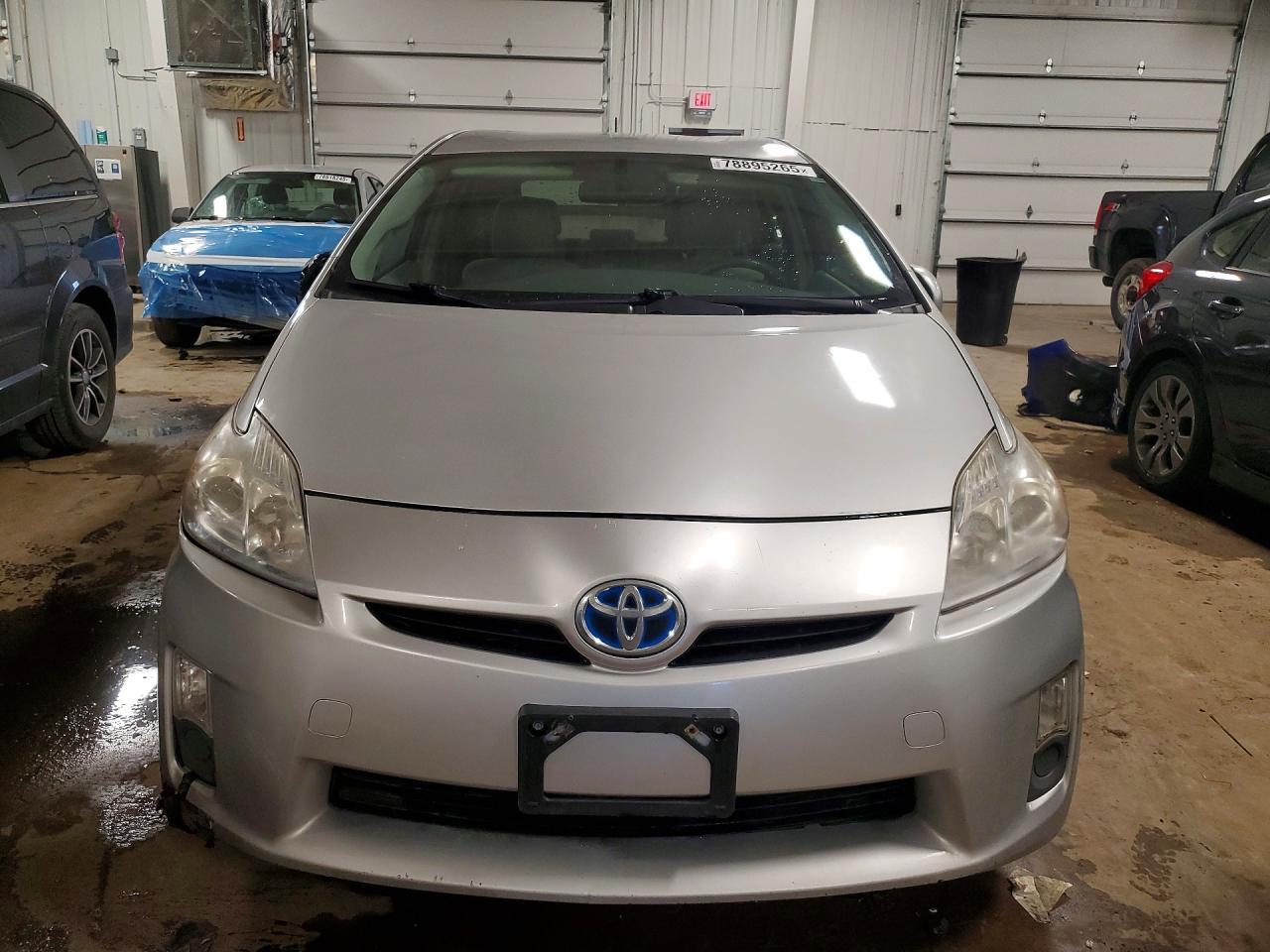2010 TOYOTA PRIUS