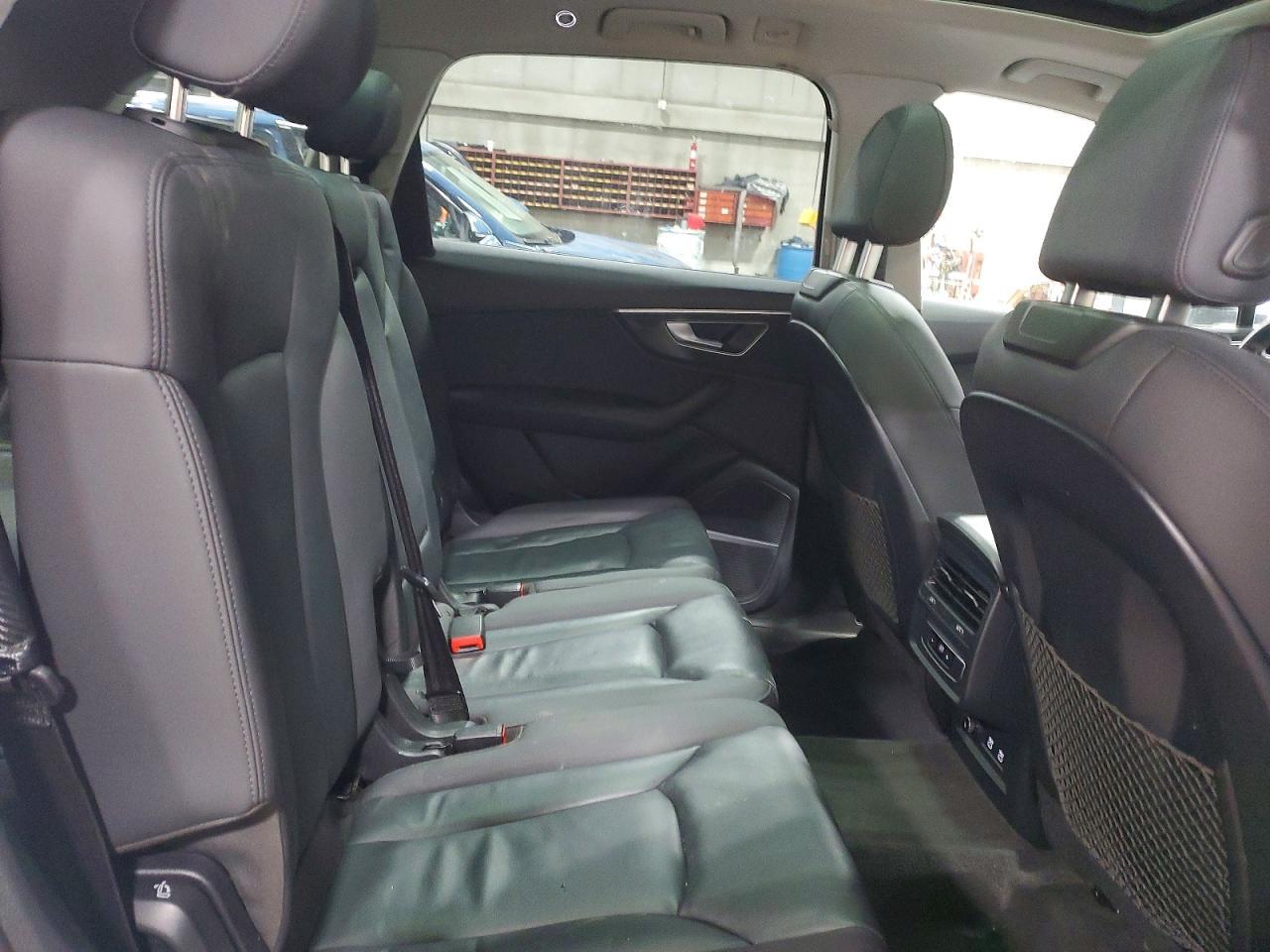 2021 AUDI Q7