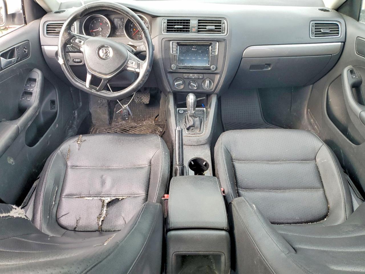 2017 VOLKSWAGEN JETTA
