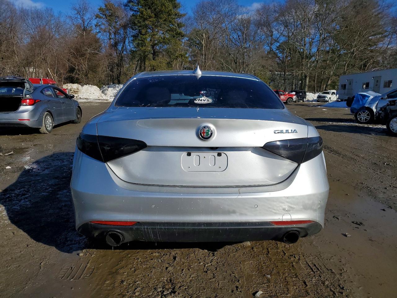 2017 ALFA ROMEO Giulia