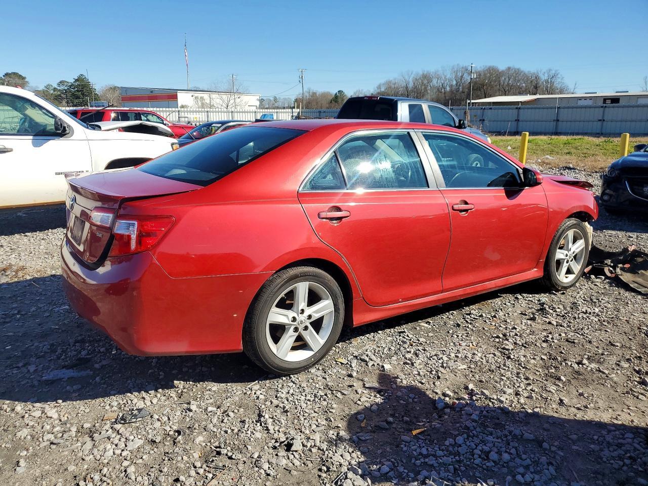 2013 TOYOTA CAMRY