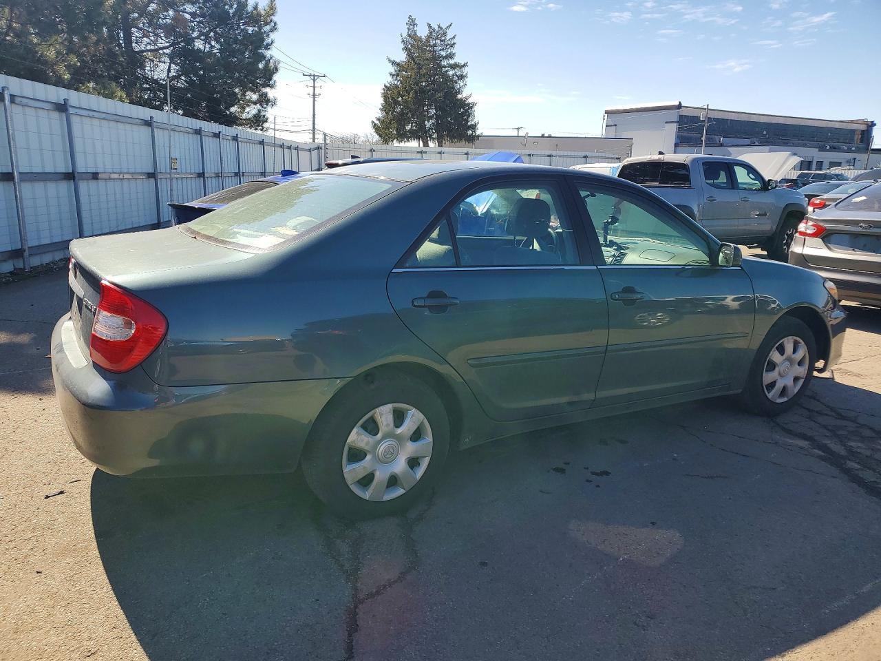 2004 TOYOTA CAMRY