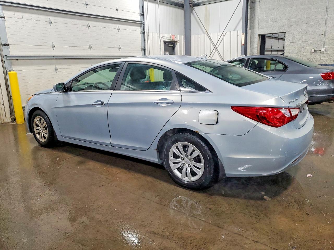 2011 HYUNDAI SONATA