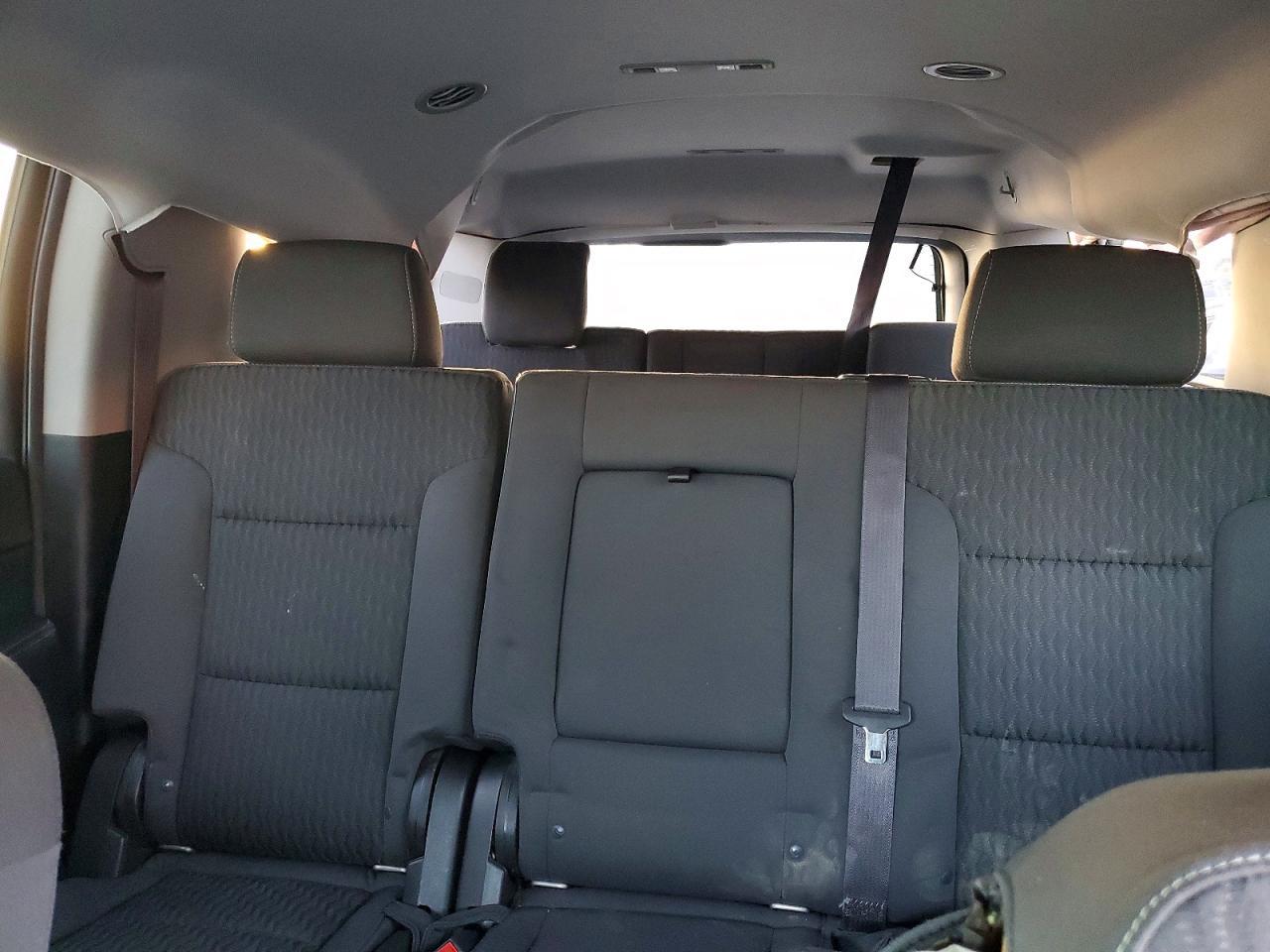 2016 CHEVROLET Suburban