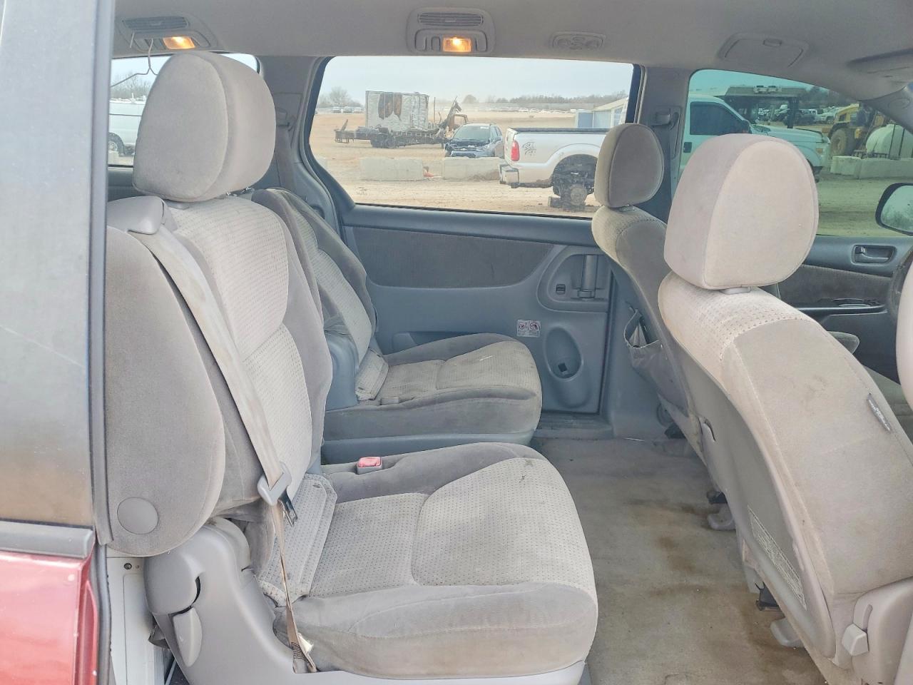 2007 TOYOTA SIENNA