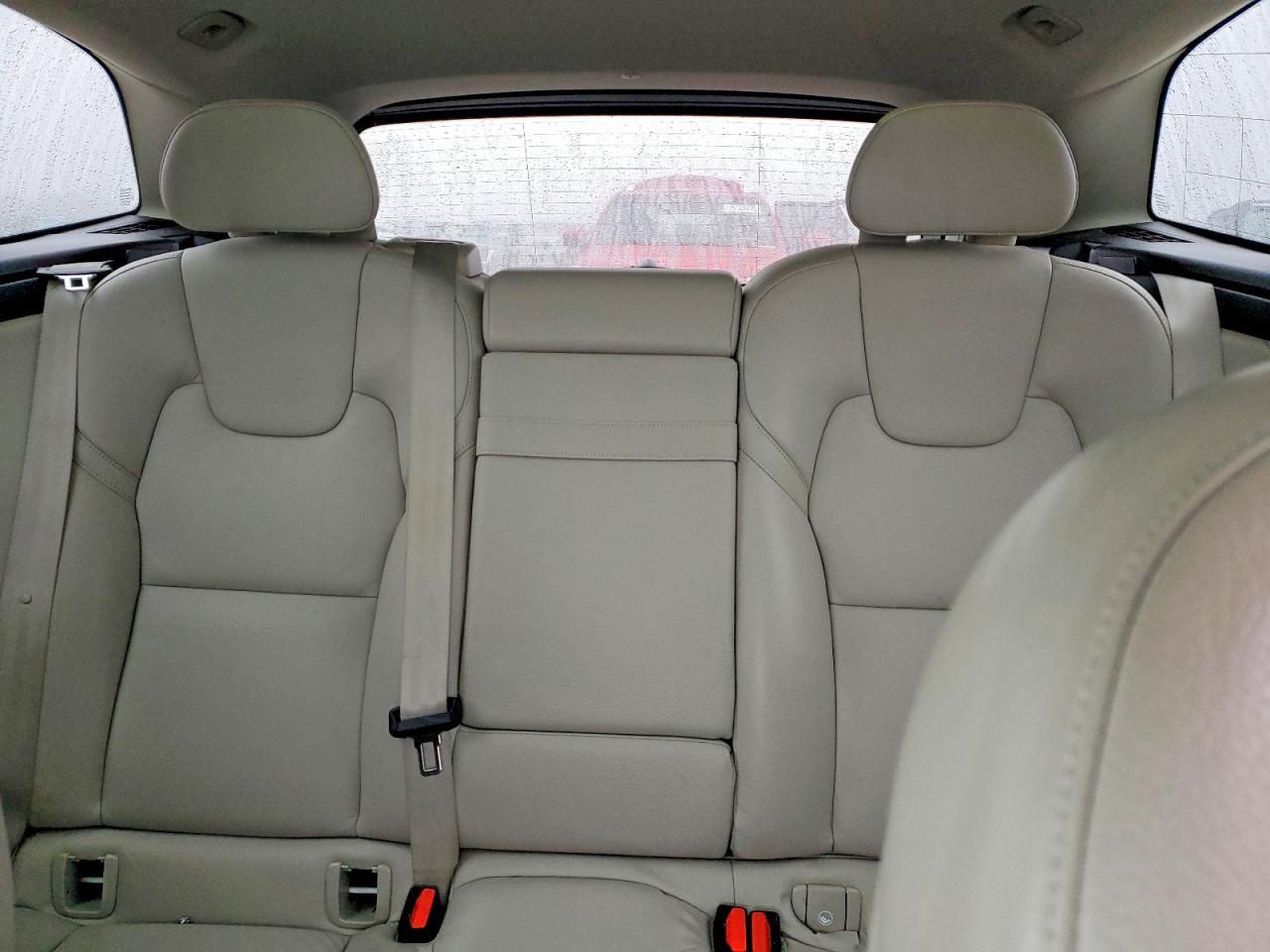 2018 VOLVO XC60