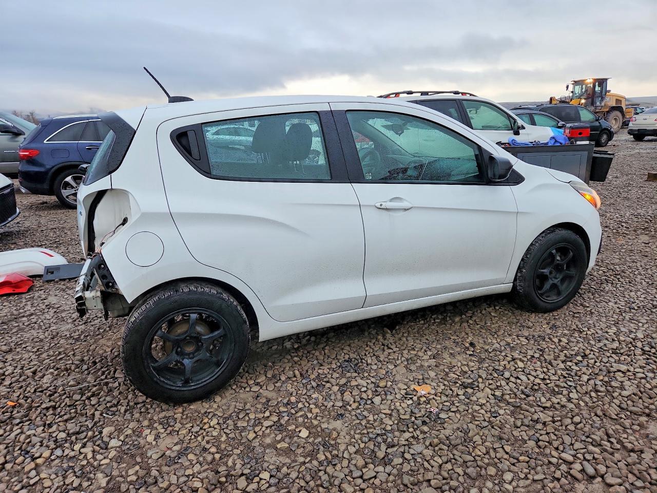 2016 CHEVROLET Spark