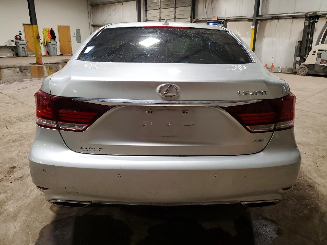 2013 LEXUS LS 460